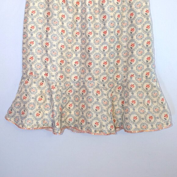 VINTAGE Nanette Lepore | Silk Floral Coquette Rose Print Trumpet Skirt	 | Size 4 - Picture 3 of 11